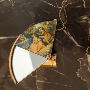 1930's Stratton Lipstick Fan Compact Renaissance Style Mirror Is Spotless! Rare